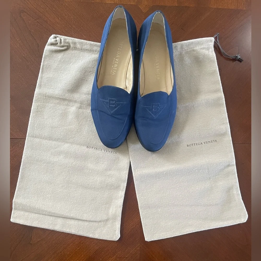 Bottega Veneta Navy Suede Loafers, Made in Italy, Size 6.5 - Picture 6 of 8